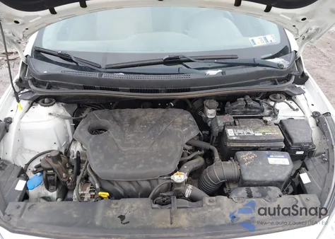 2017 Hyundai Accent Value Edition z USA, uszkodzony, nr VIN KMHCT4AE3HU352883